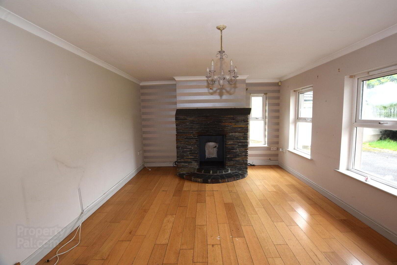 property description image