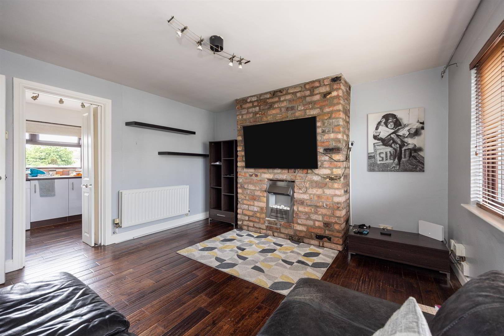 55c Armoy Gardens 4 of 10