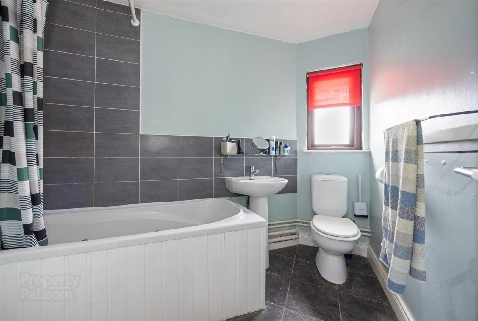 55c Armoy Gardens 9 of 10