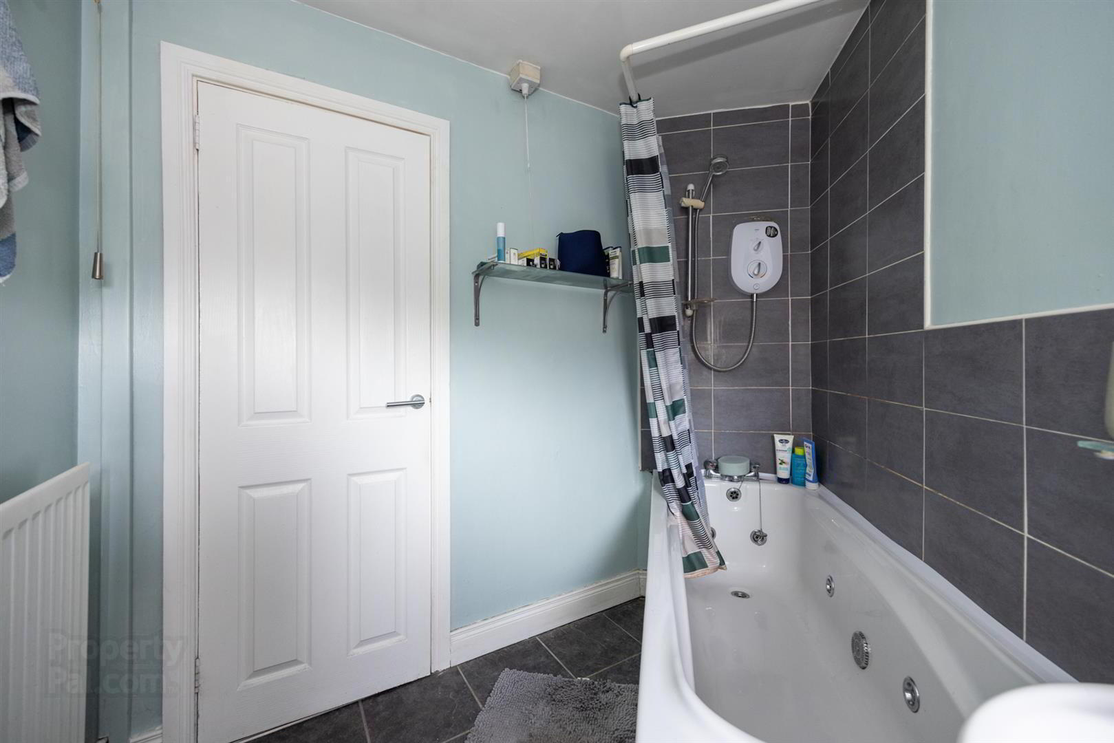 55c Armoy Gardens 10 of 10