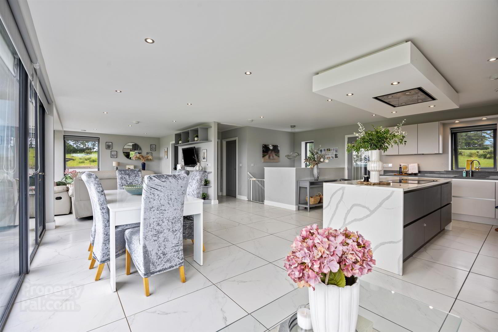 12 Old Ballynoe Road 9 of 40
