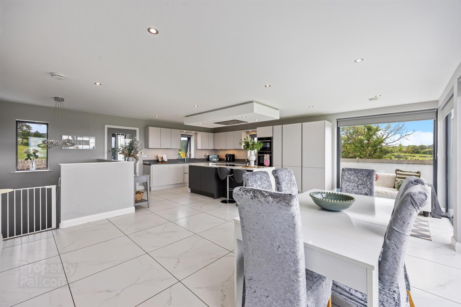 12 Old Ballynoe Road 15 of 40