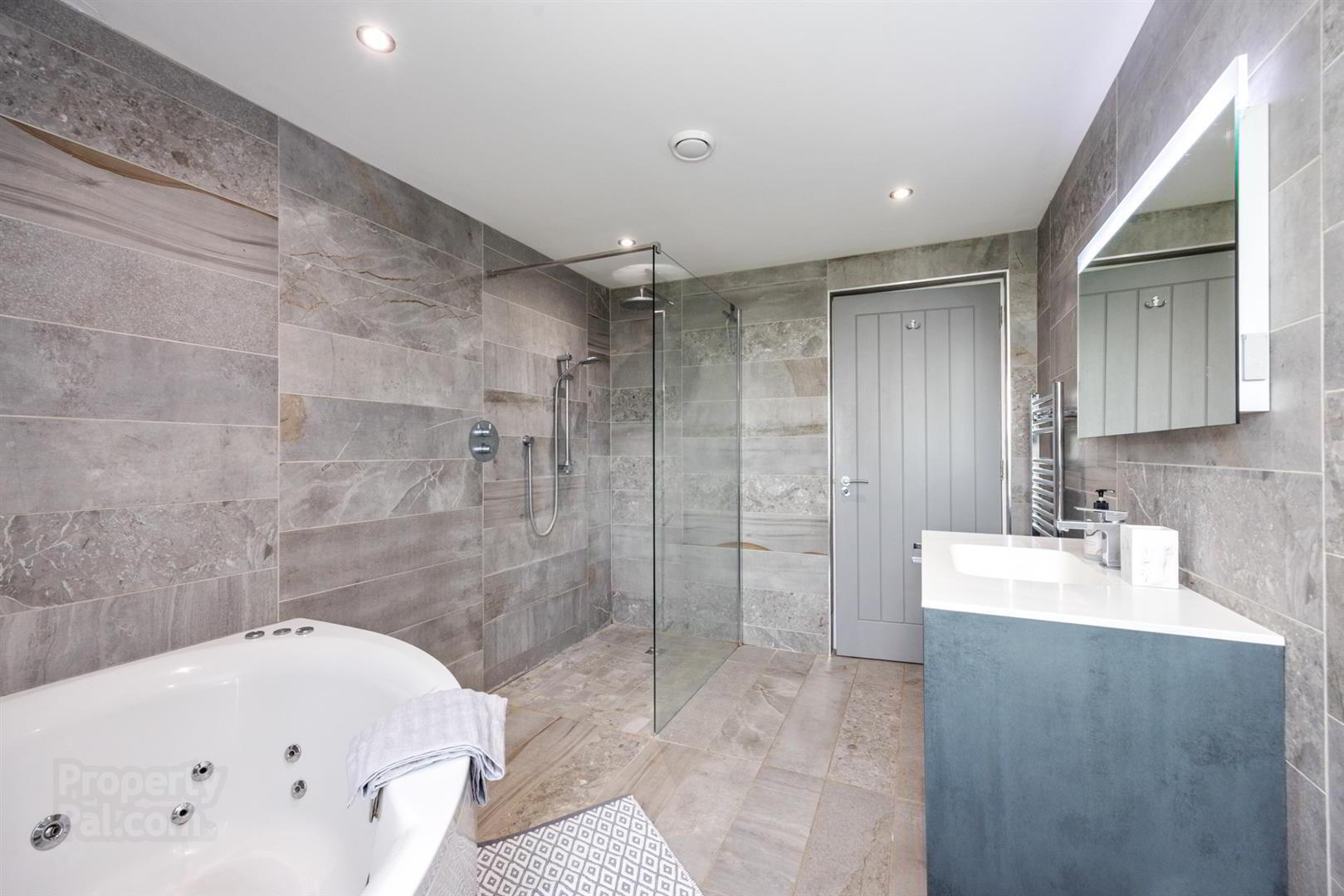 12 Old Ballynoe Road 30 of 40