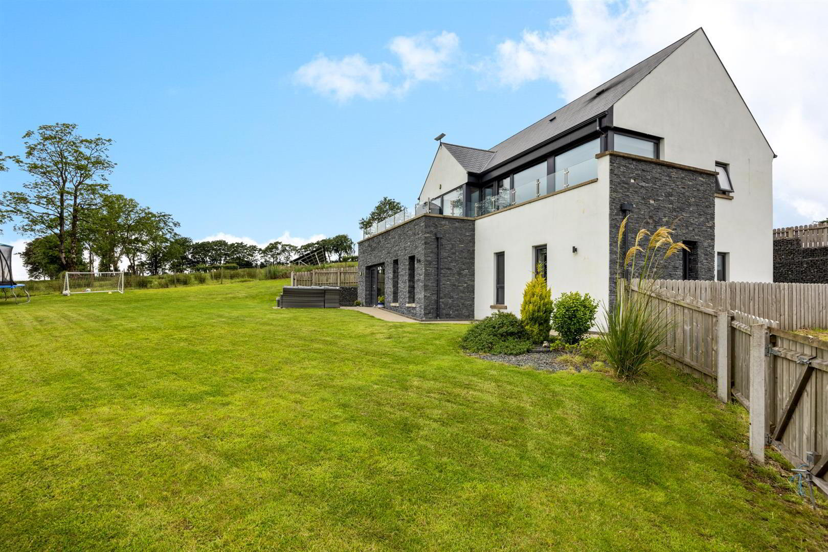 12 Old Ballynoe Road 37 of 40