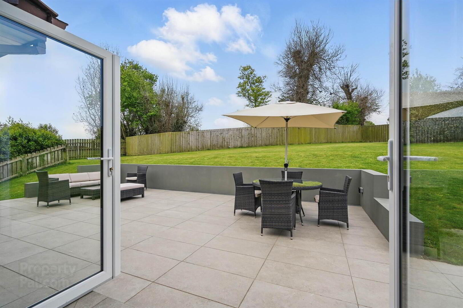 14 Manor Hill 21 of 48