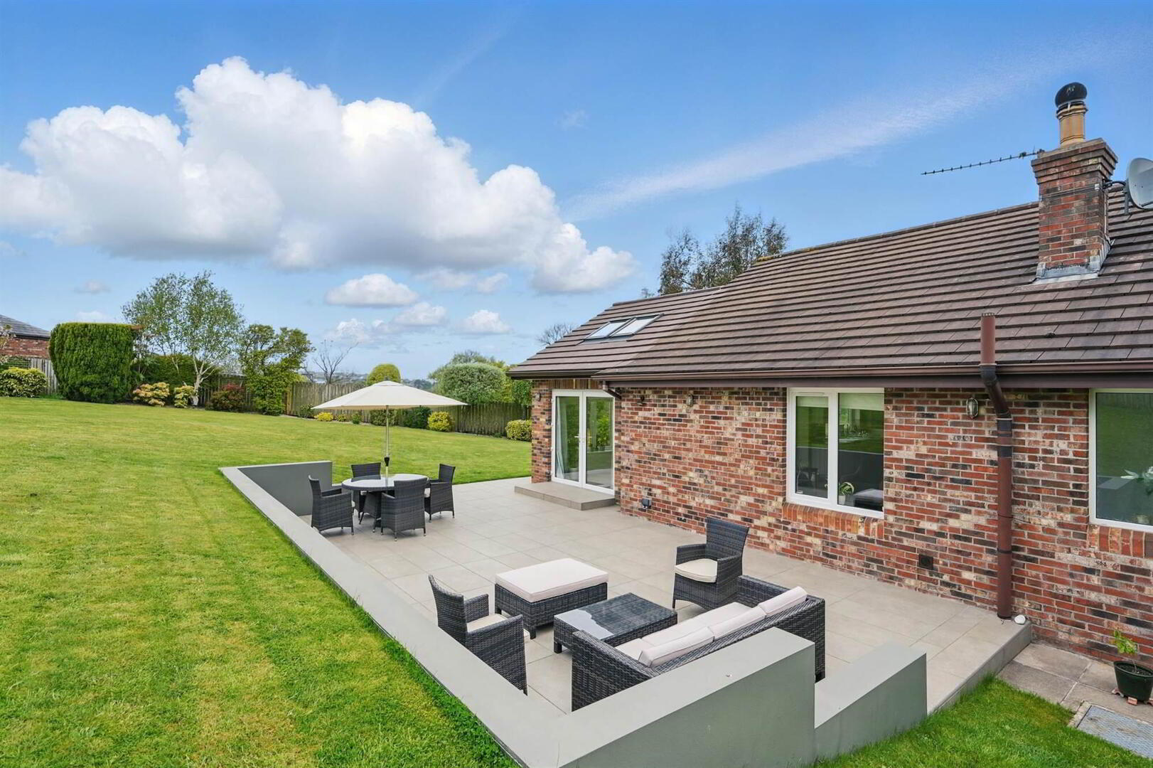 14 Manor Hill 35 of 48