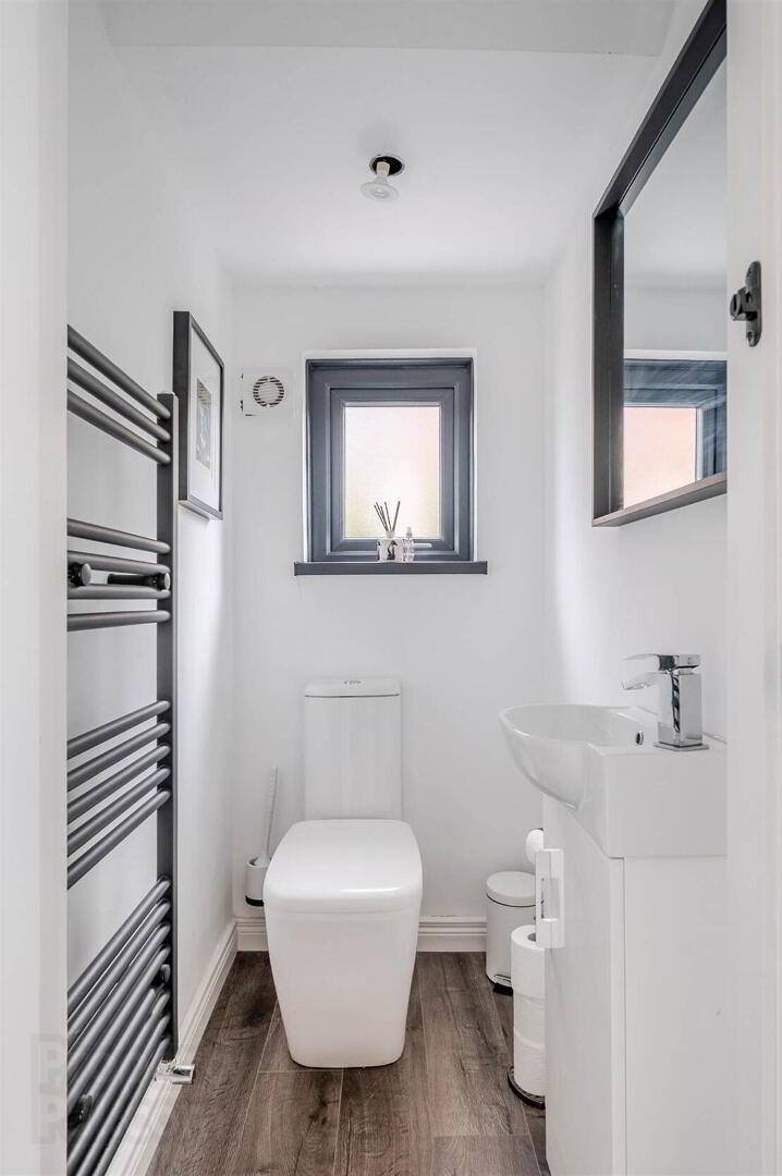 21 Crawfordsburn Road 7 of 25