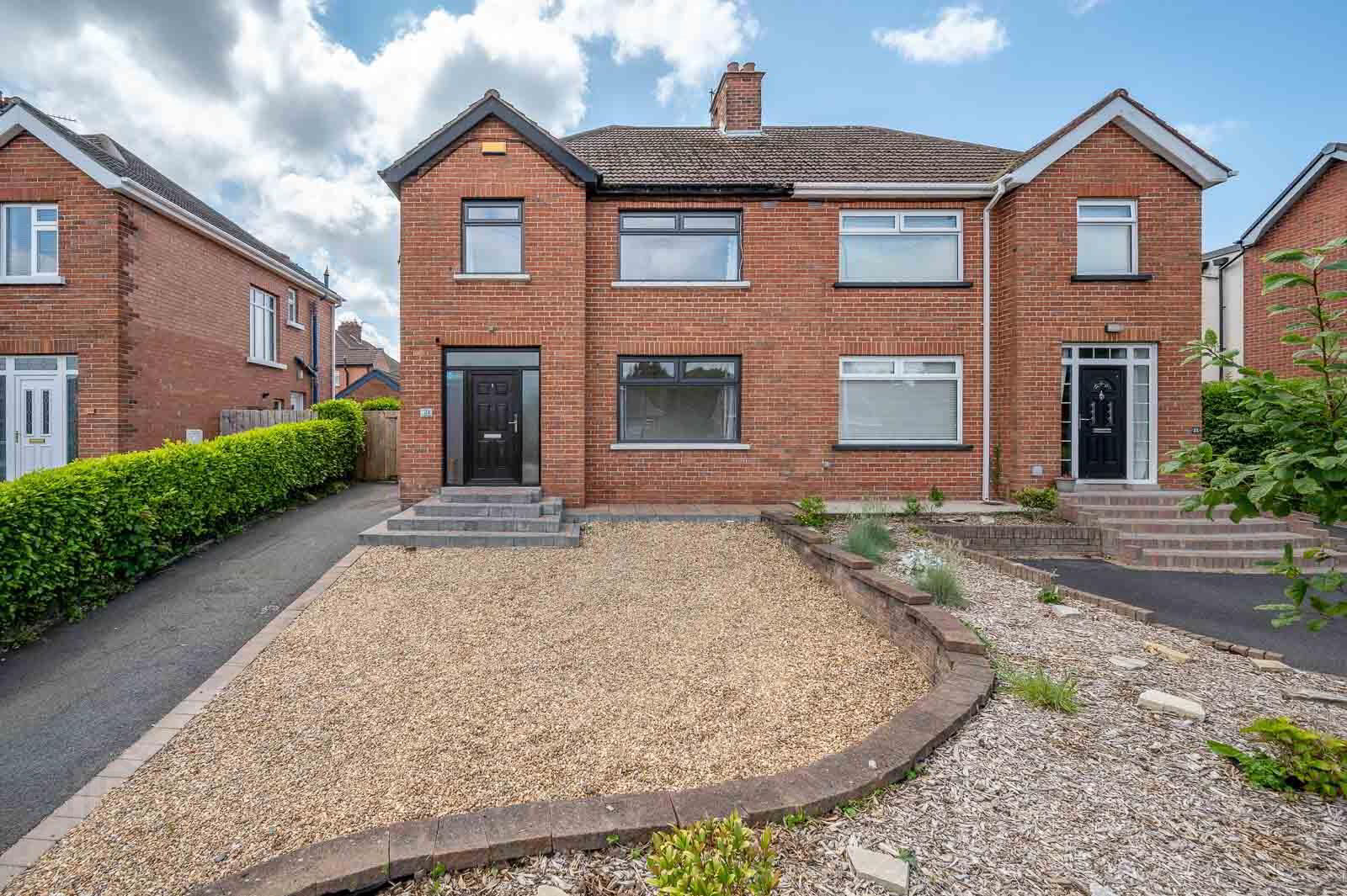 21 Crawfordsburn Road 2 of 25