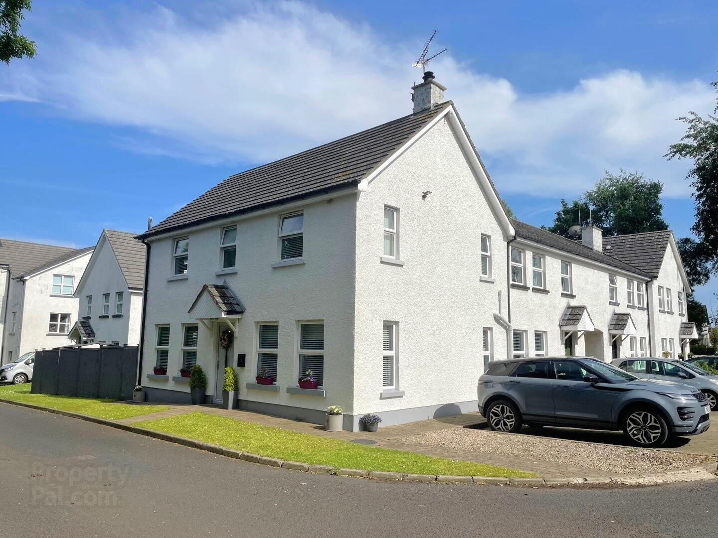 8 Swallow Court 1 of 37
