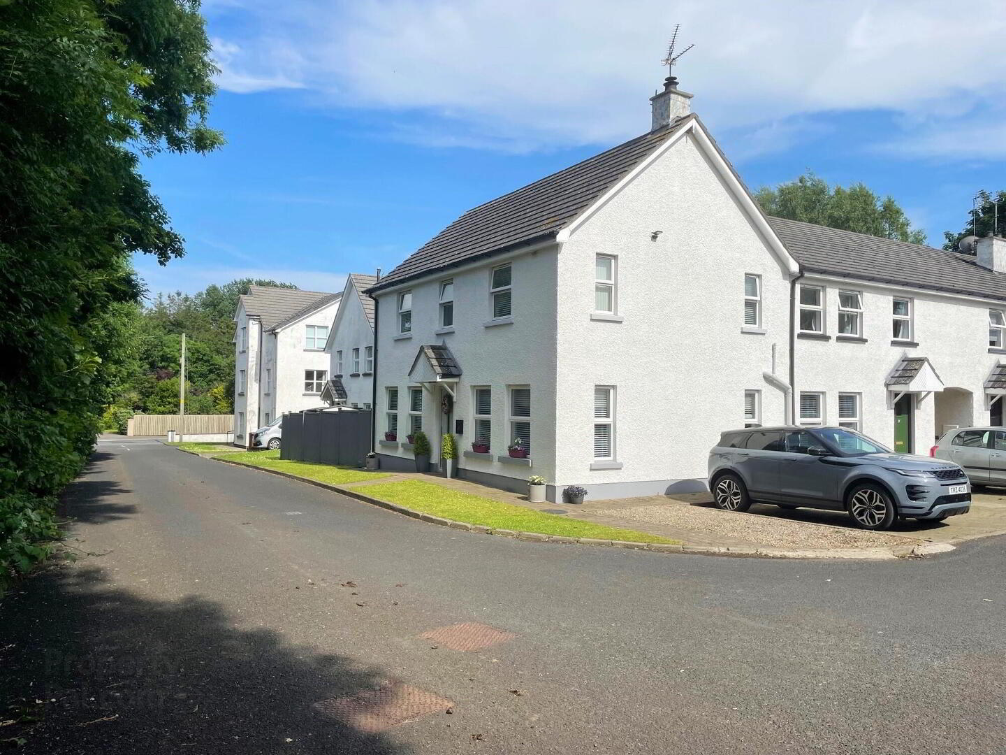 property description image
