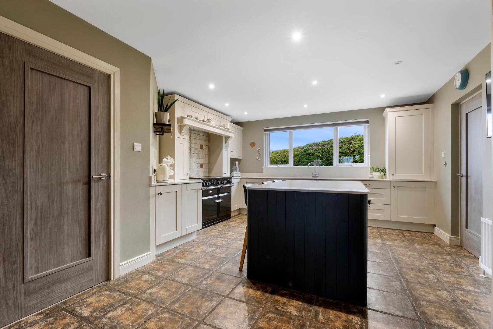 4 Knocklynn Manor 8 of 49
