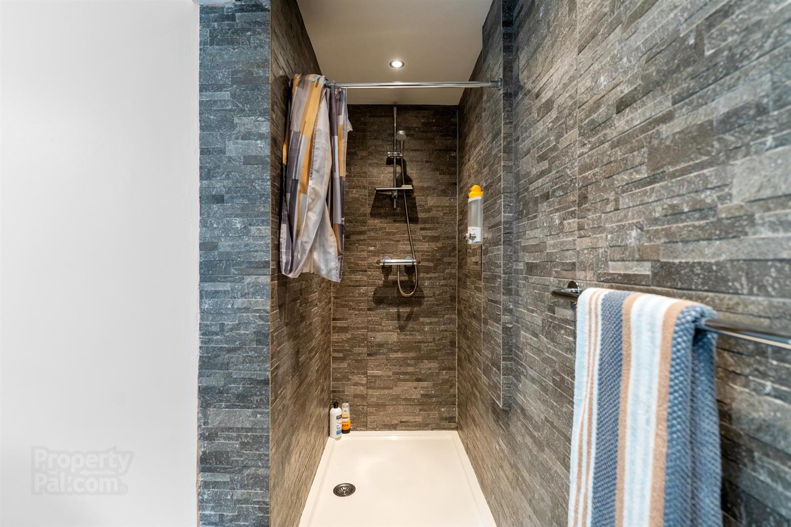 7 Tullykevin Road 23 of 48