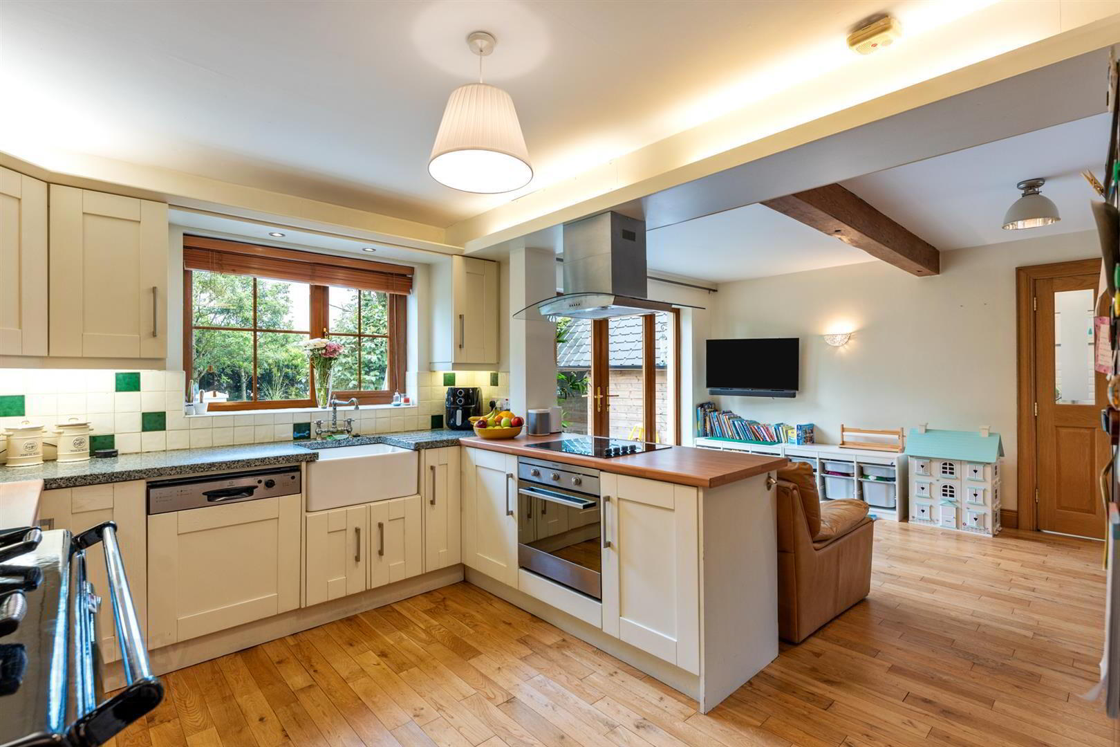 7 Tullykevin Road 10 of 48