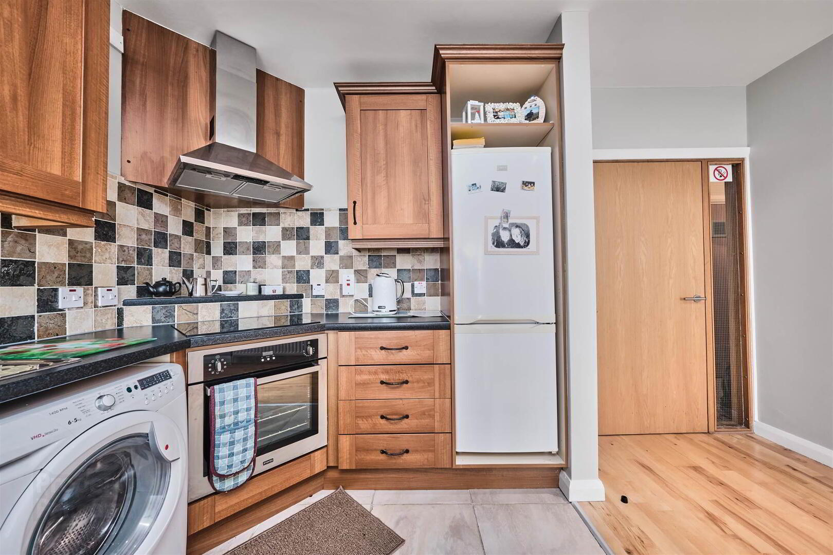 Apartment 4 Whiterocks 28 - 32 Mark Street 6 of 26