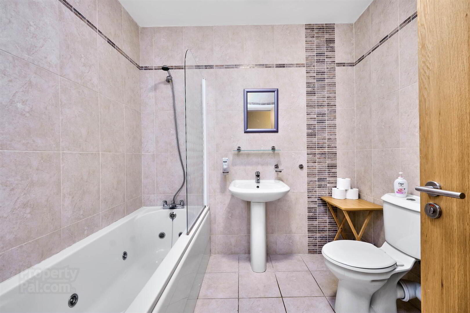 Apartment 4 Whiterocks 28 - 32 Mark Street 17 of 26