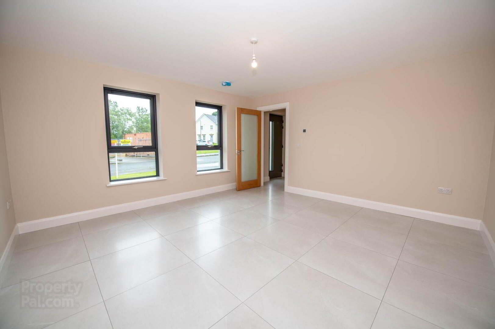 8 Drumcarbit Mews 6 of 38