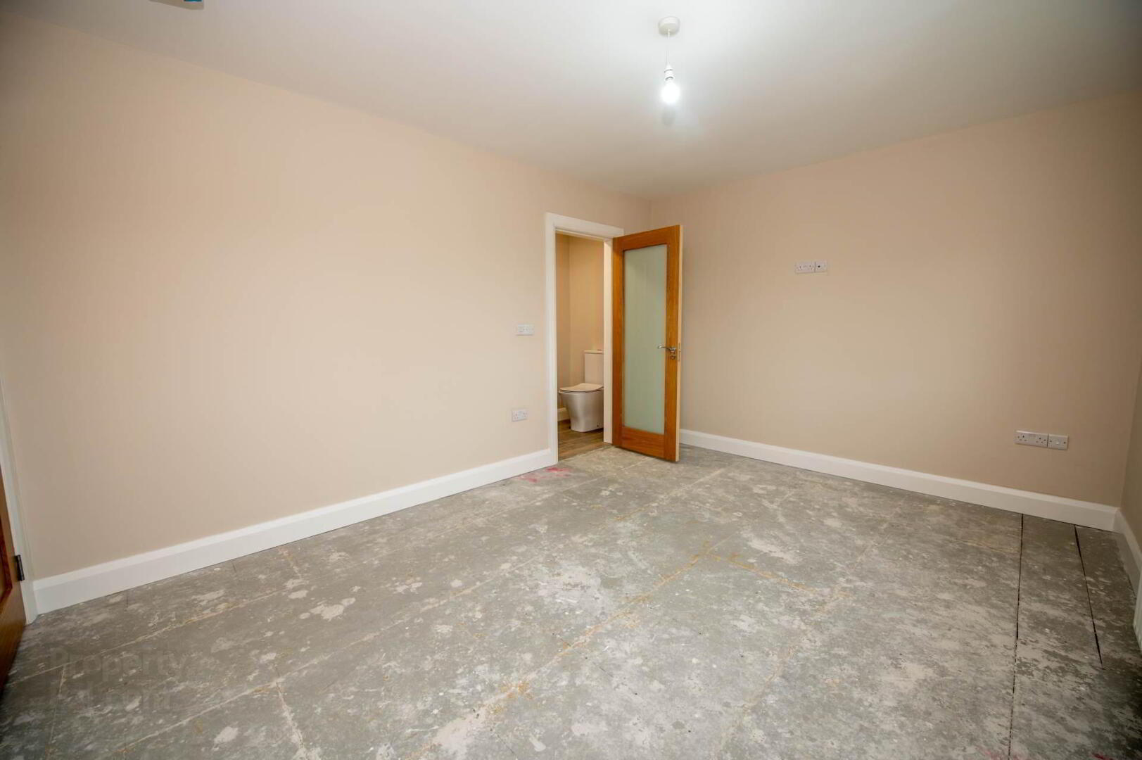 8 Drumcarbit Mews 21 of 38