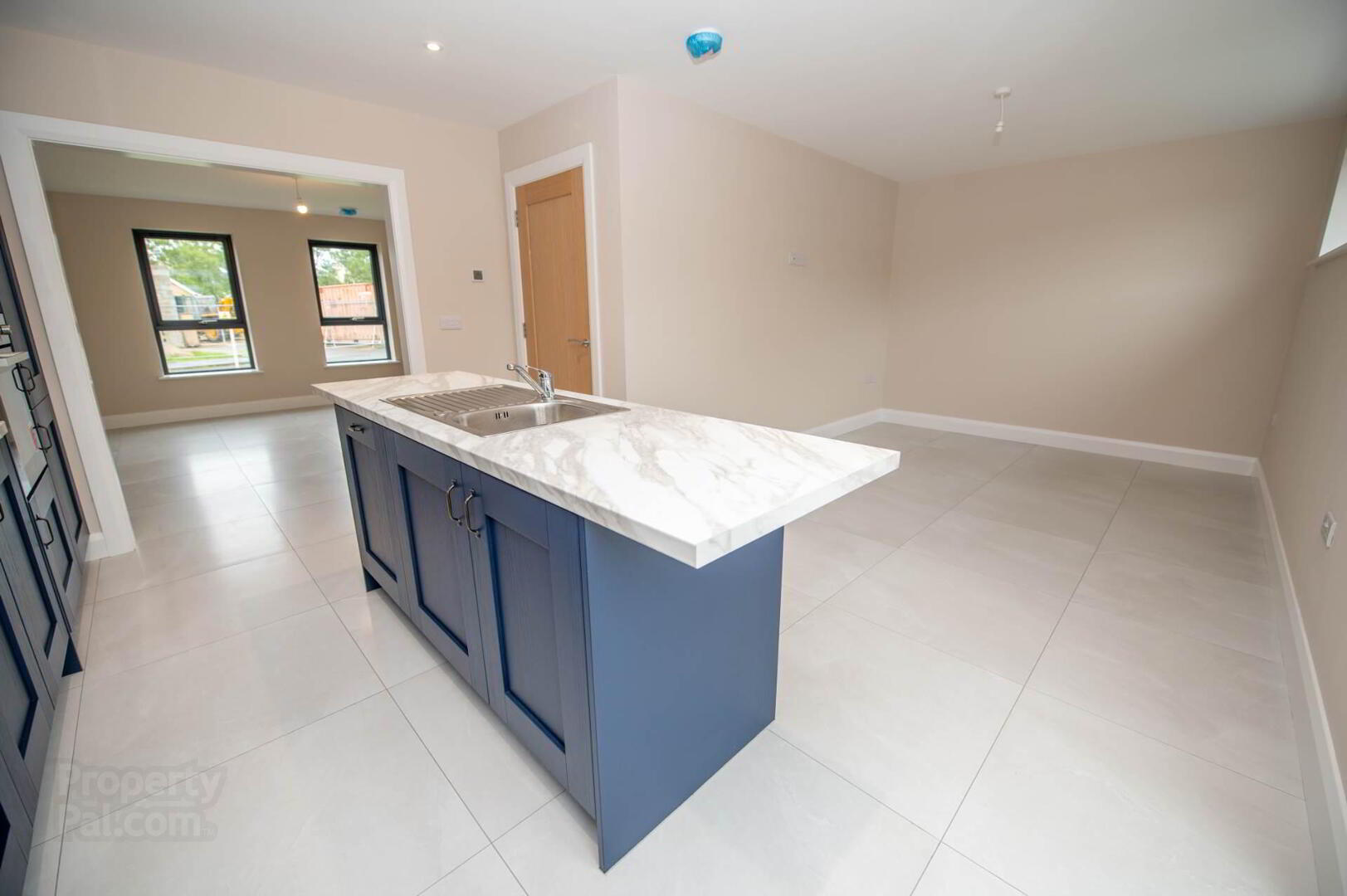 8 Drumcarbit Mews 7 of 38