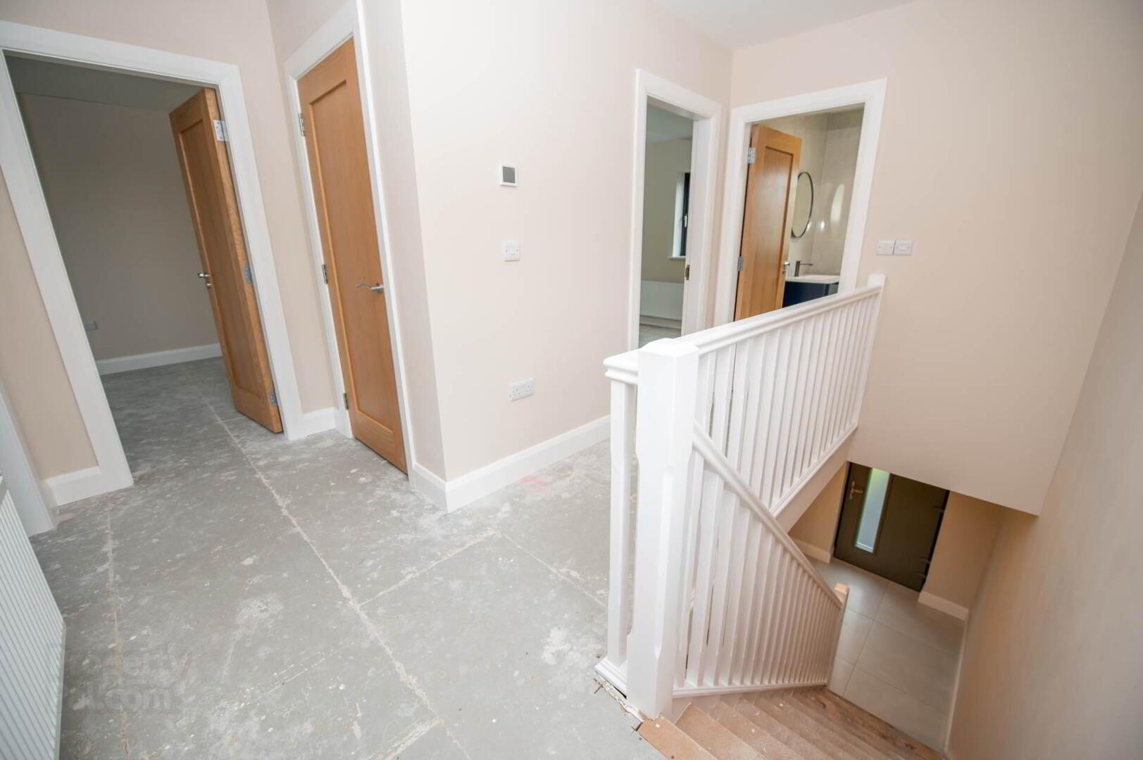 8 Drumcarbit Mews 16 of 38
