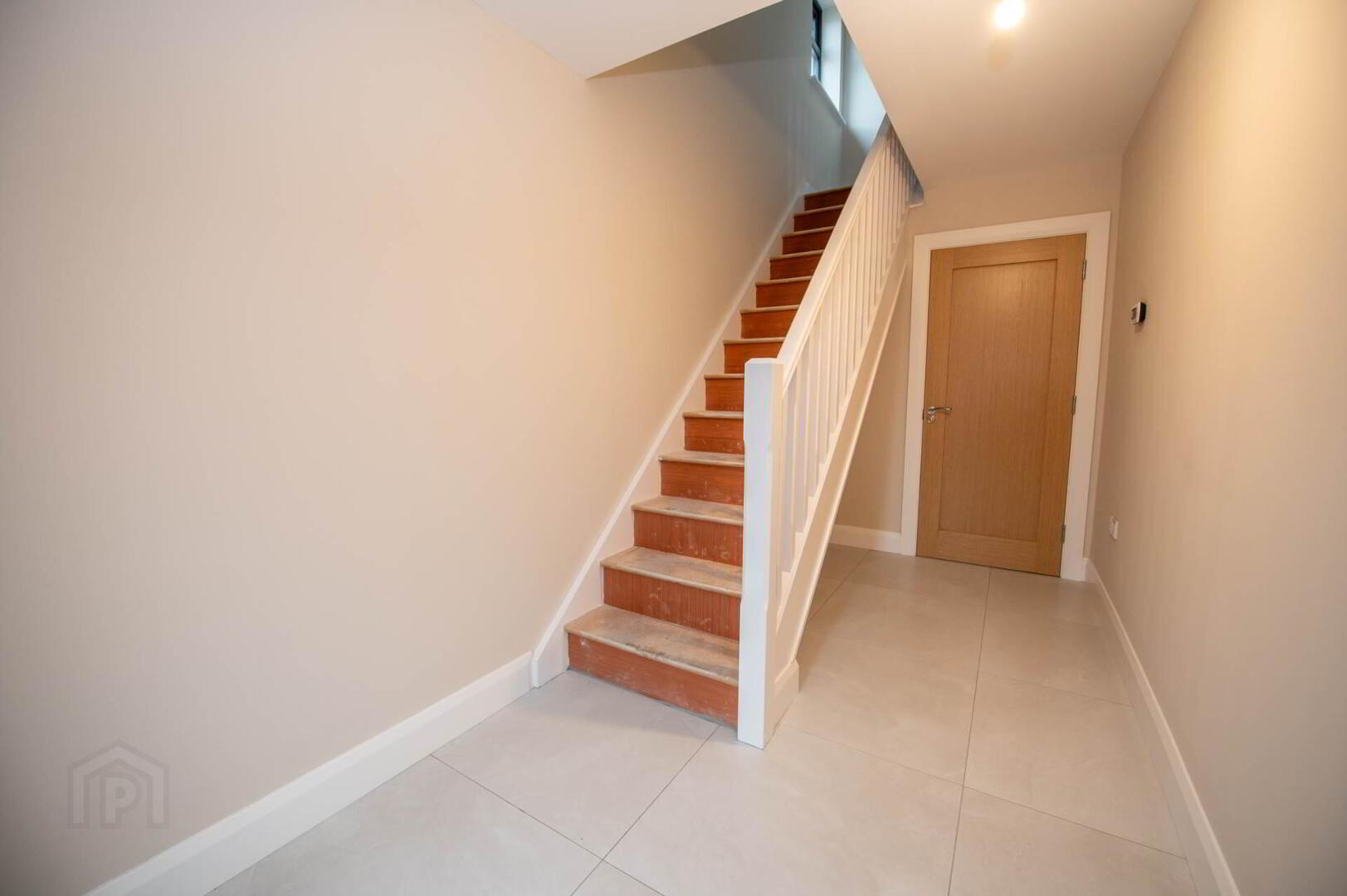 8 Drumcarbit Mews 2 of 40