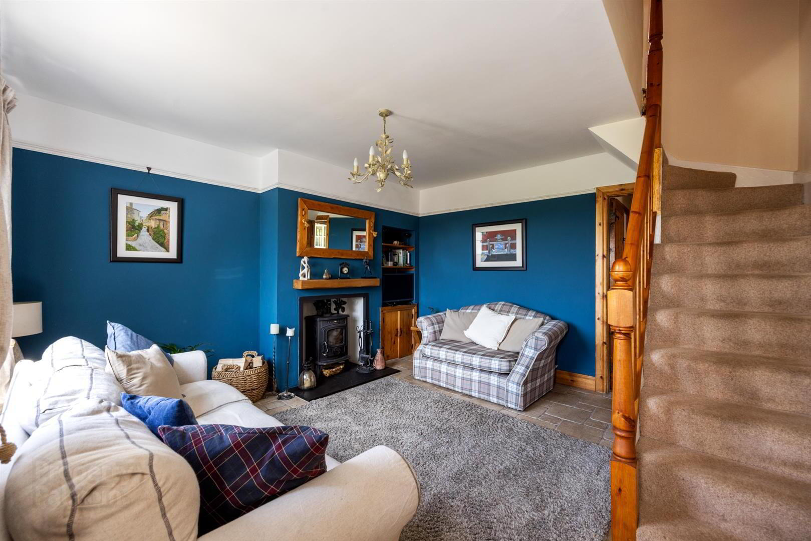 Bramble Cottage, 132 Thornyhill Road 5 of 36