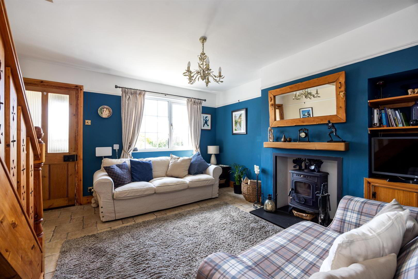 Bramble Cottage, 132 Thornyhill Road 4 of 36