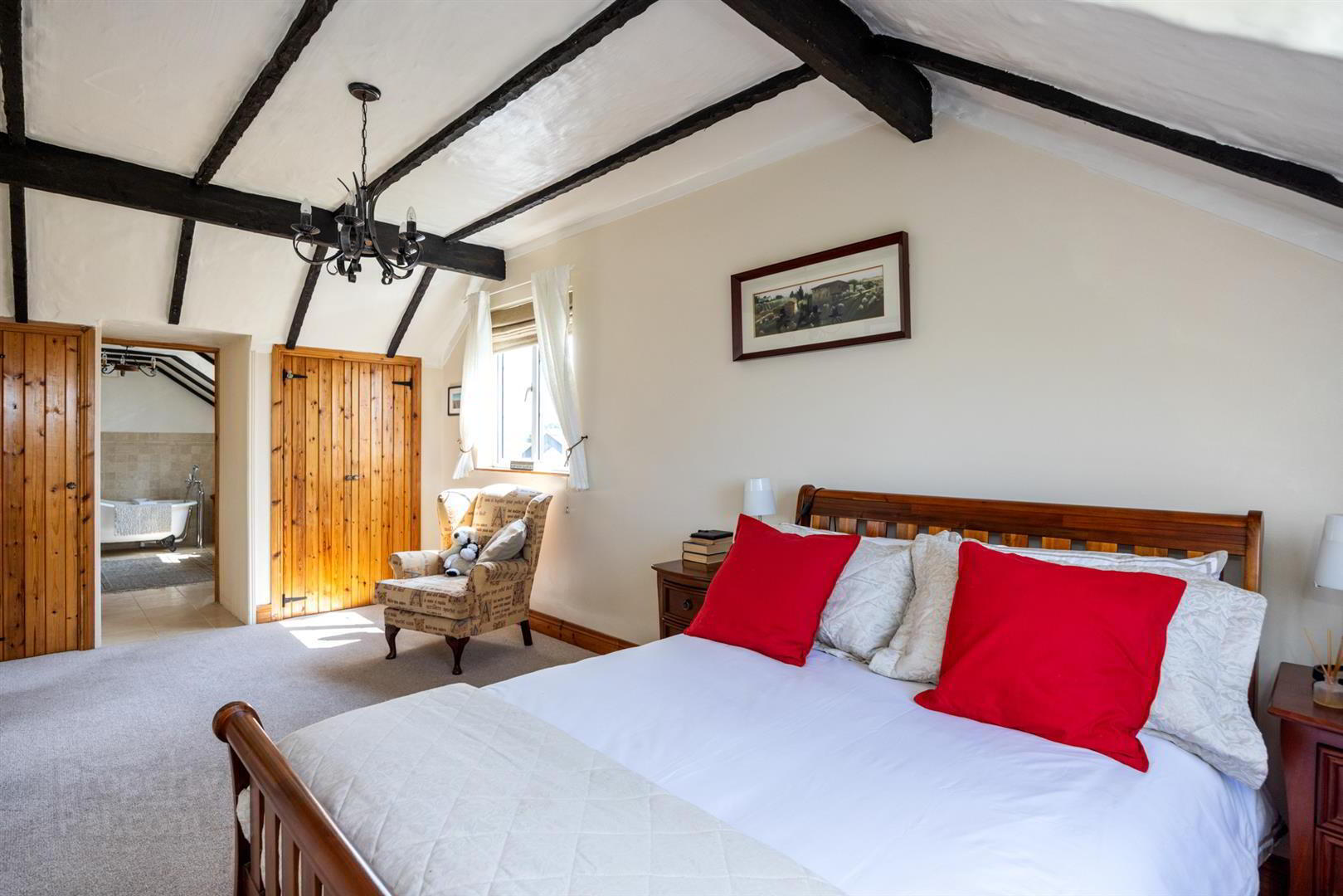 Bramble Cottage, 132 Thornyhill Road 19 of 36