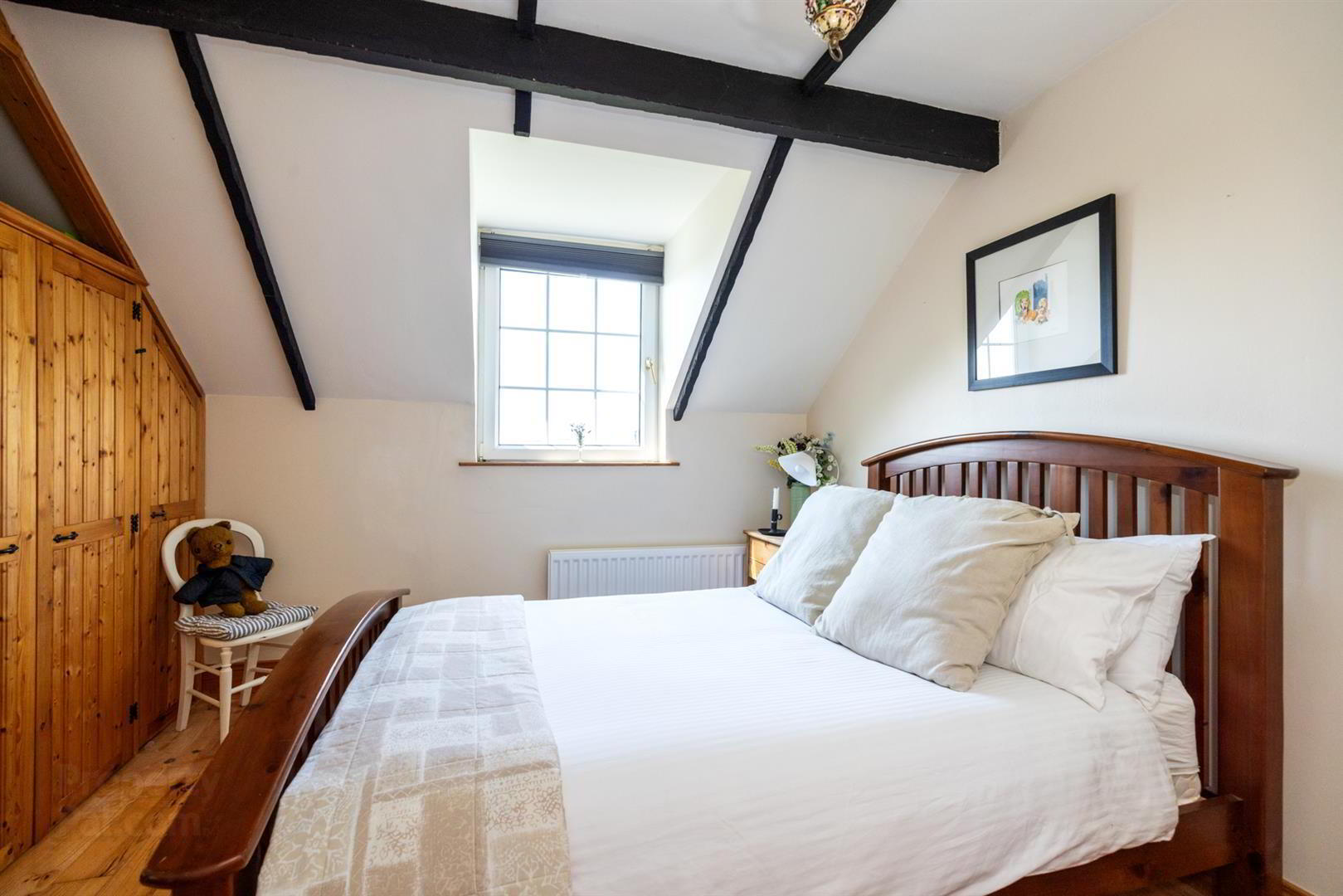 Bramble Cottage, 132 Thornyhill Road 22 of 36
