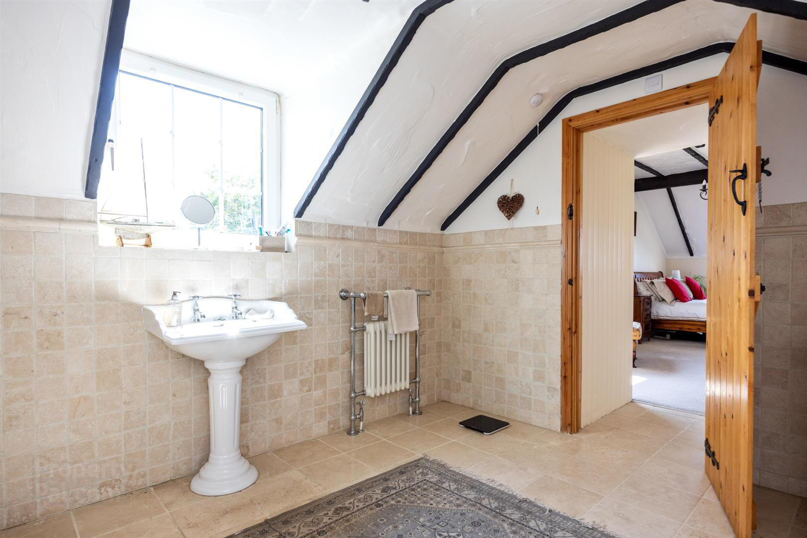 Bramble Cottage, 132 Thornyhill Road 18 of 36