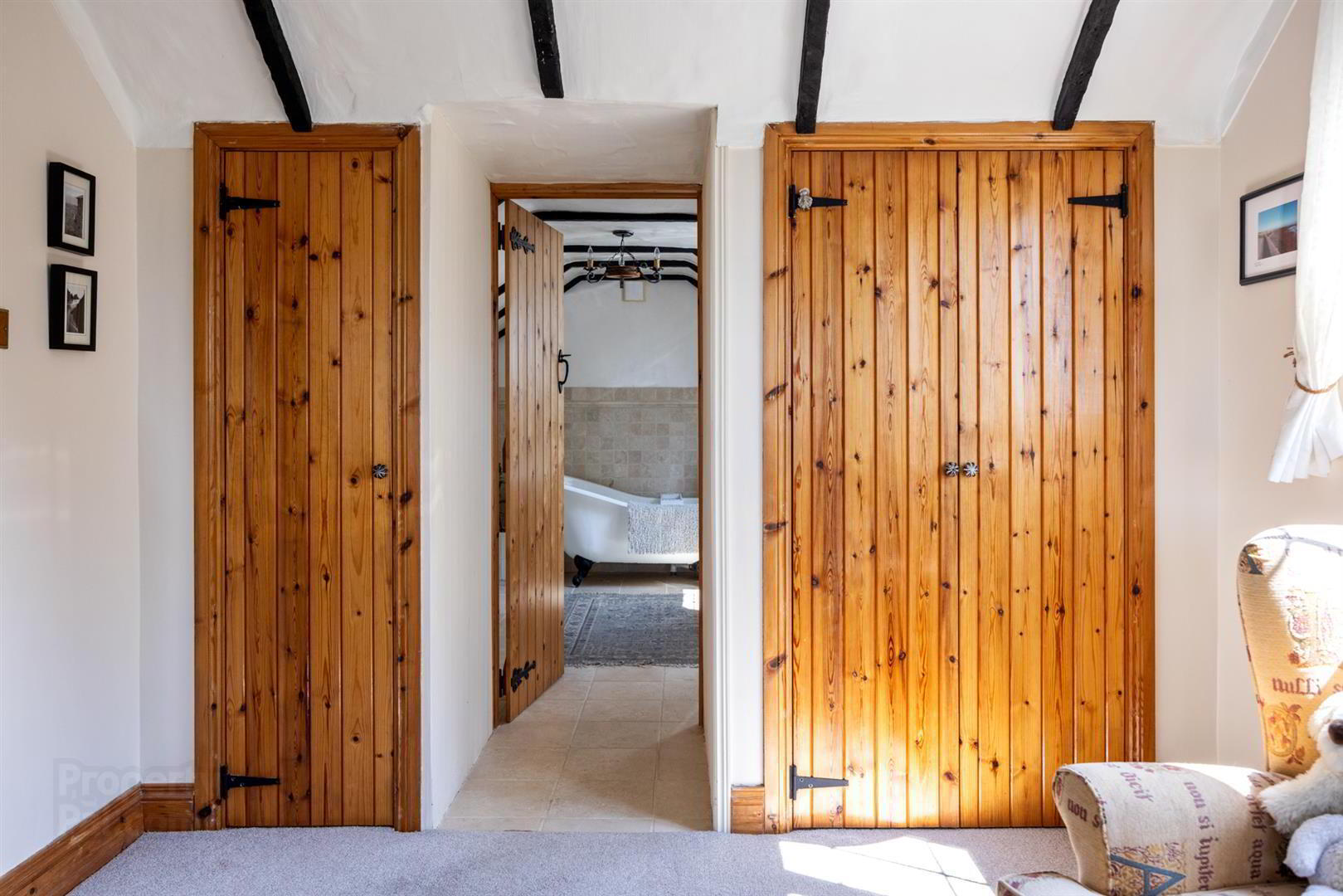 Bramble Cottage, 132 Thornyhill Road 16 of 36
