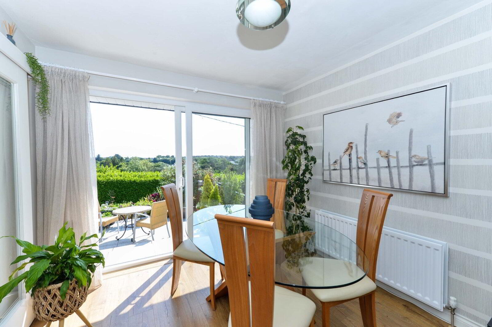 14 Belvedere Road 4 of 21