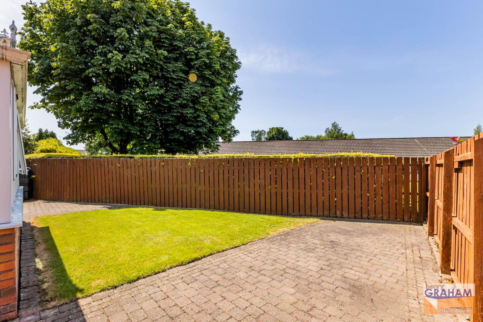 24 Laurel Grove 35 of 37