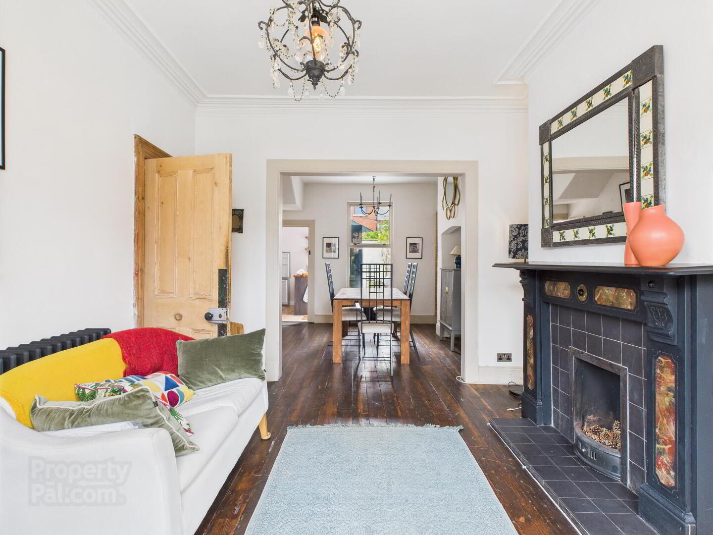 47 Haypark Avenue 9 of 27