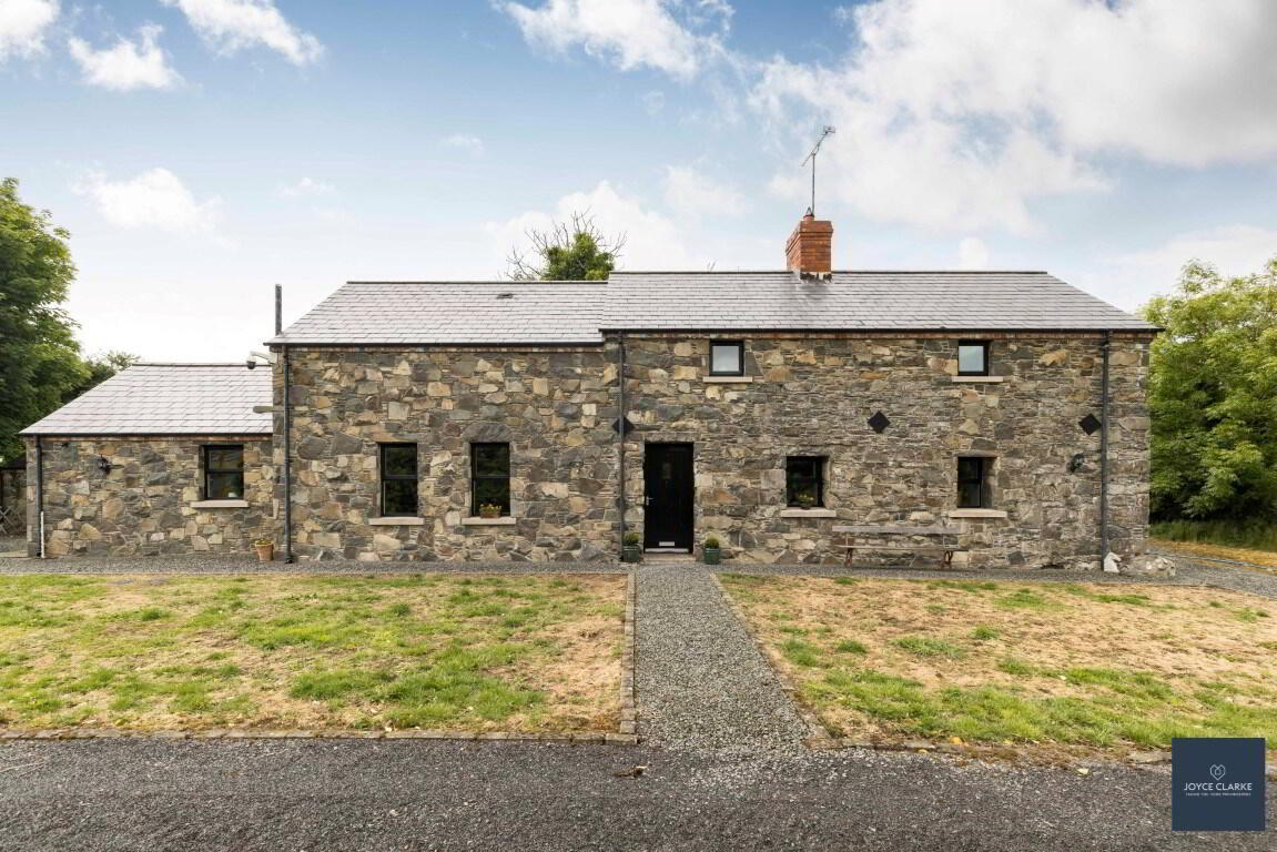 25b Magheralone Road 6 of 50