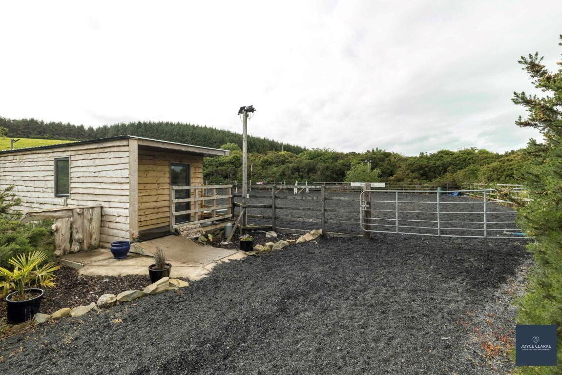 25b Magheralone Road 33 of 50