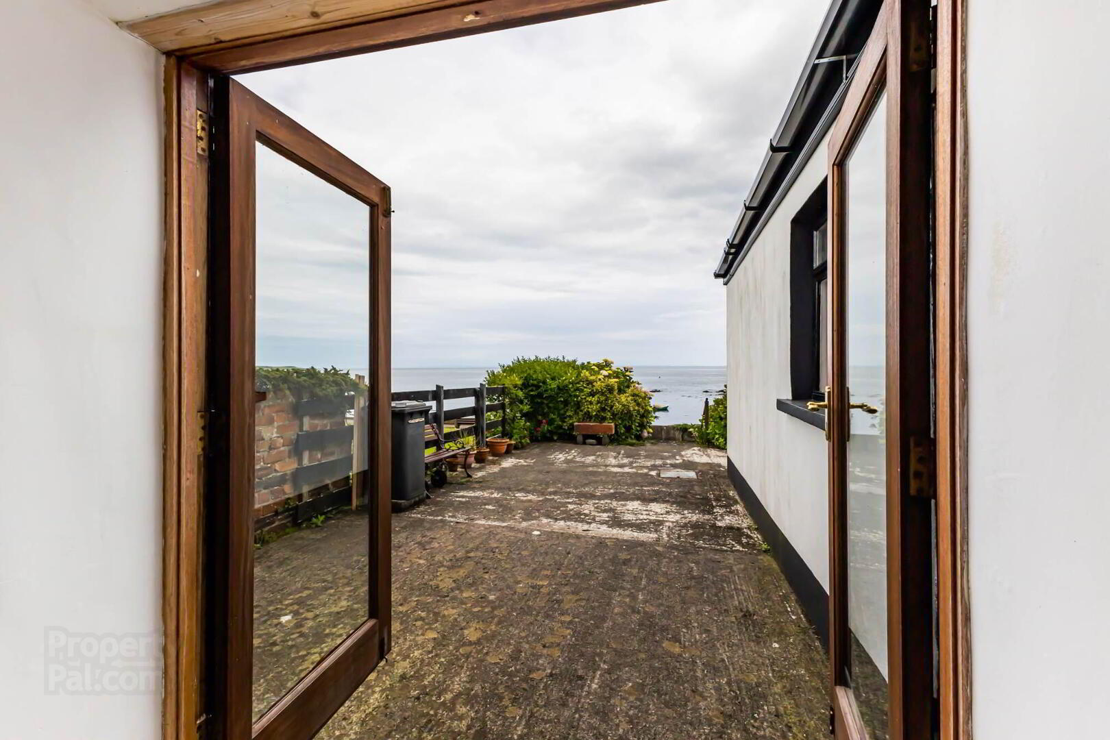 21 Warren Road 14 of 22