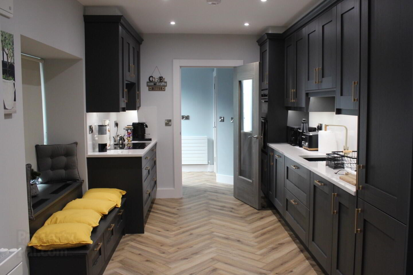 property description image