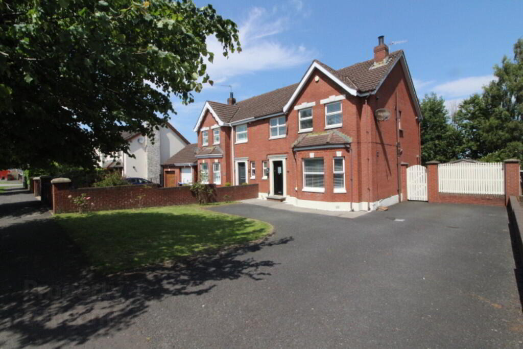 41 Mayfield Road 1 of 22