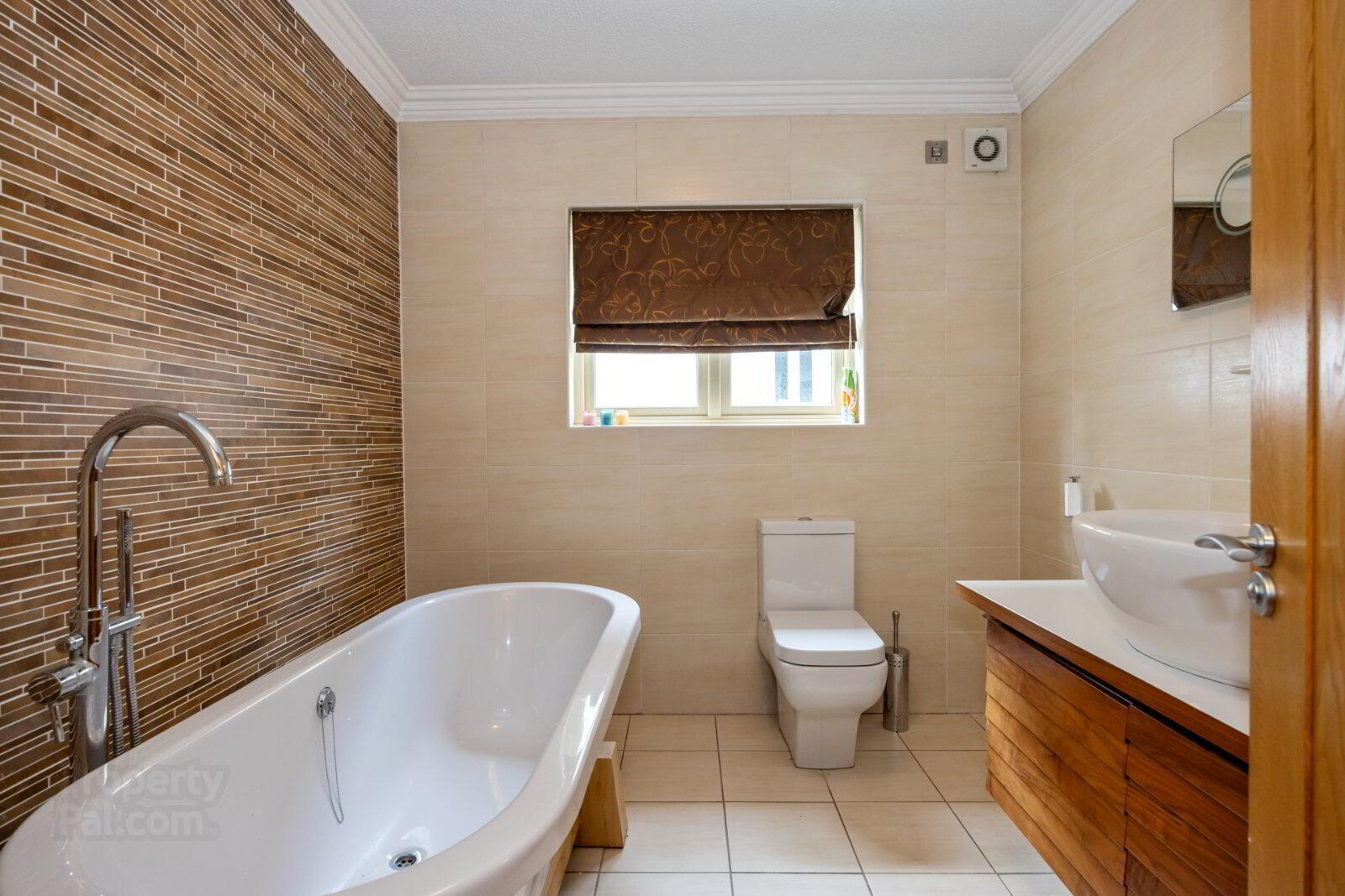 62 Osborne Park 15 of 17