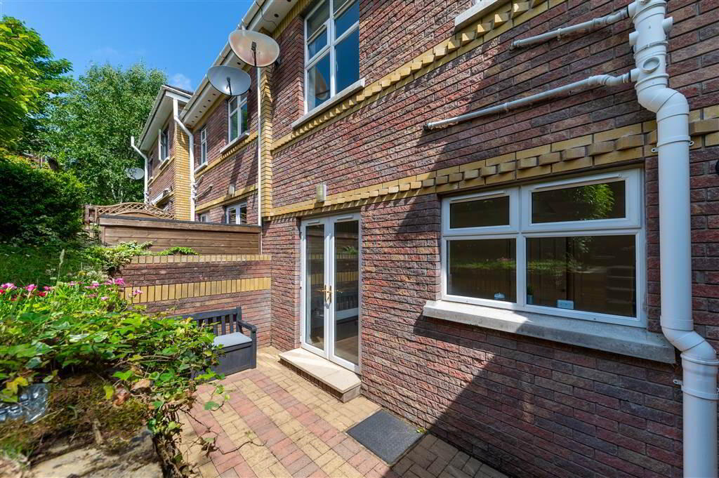 9 Glenburn Manor 22 of 25