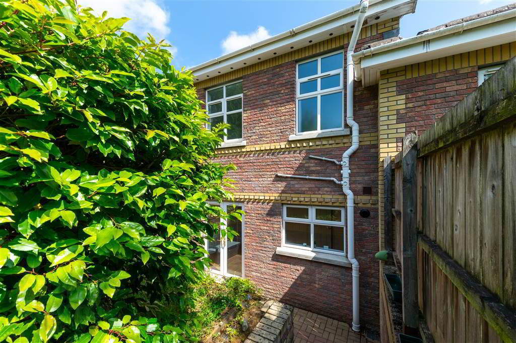 9 Glenburn Manor 25 of 25