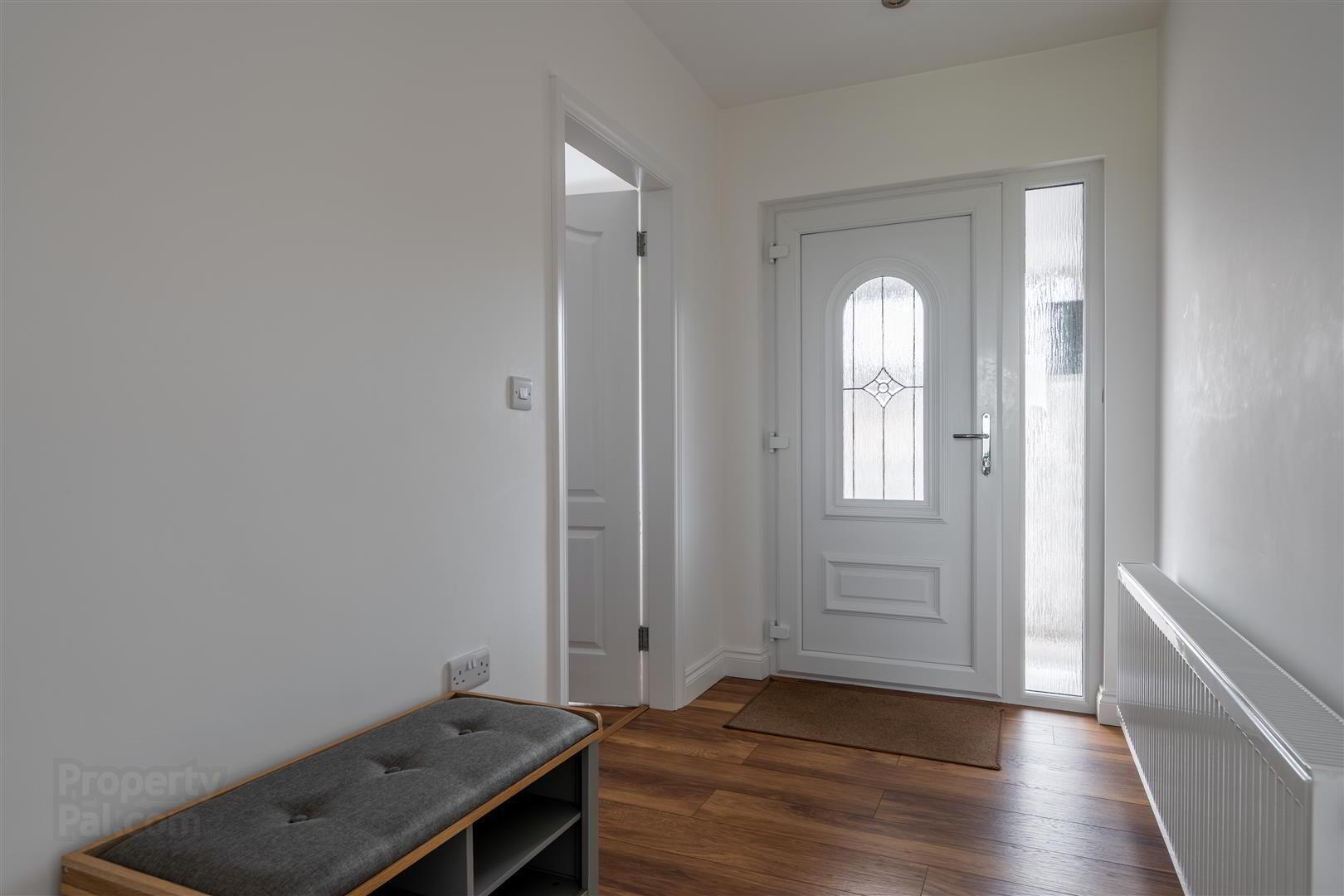 31 Shandon Park 3 of 34