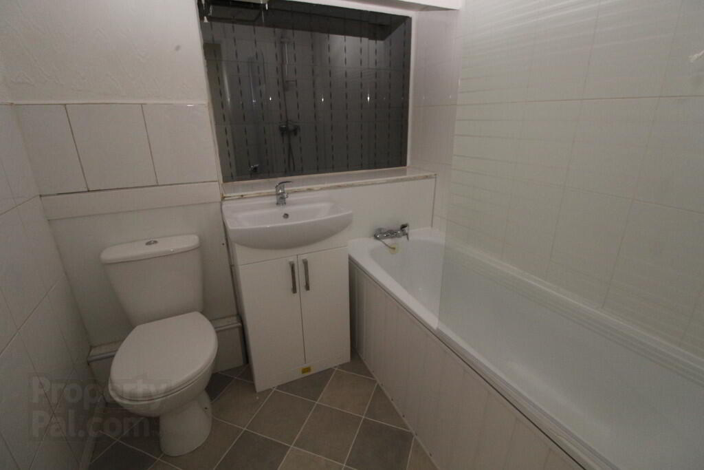 14a Woodland House 7 of 11