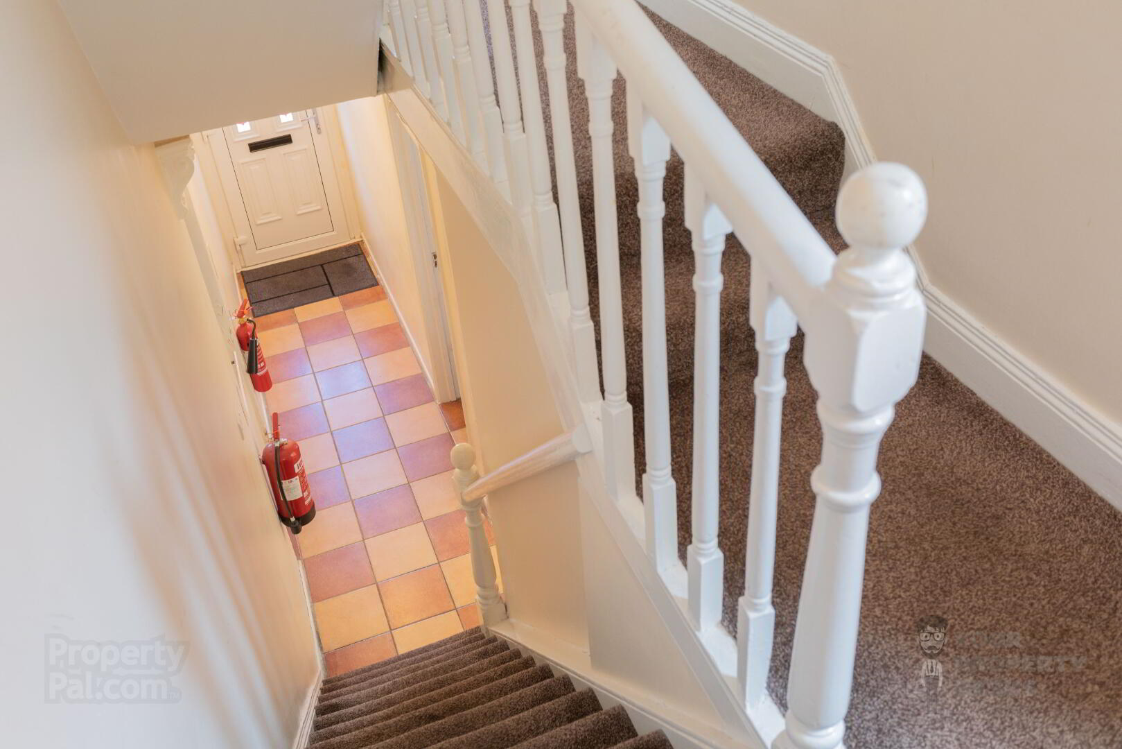 Room 4 156 Dunluce Avenue 10 of 23