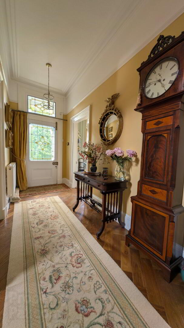 property description image