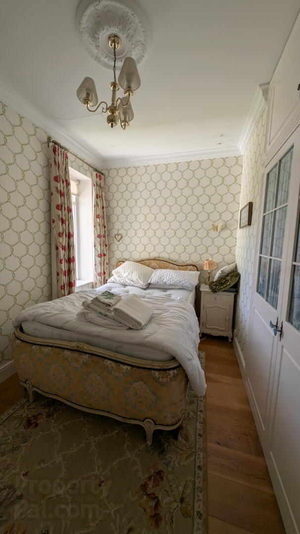 Ardground Road 15 of 17