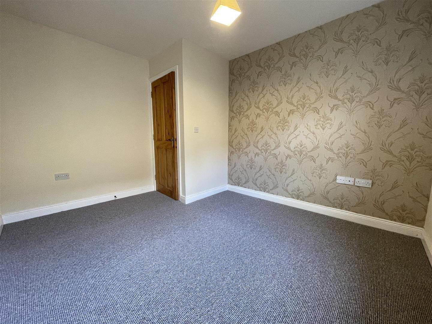 10 East Street Court 9 of 11