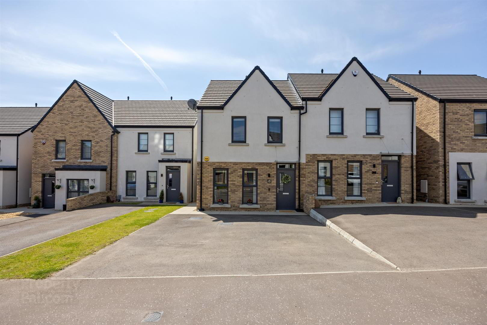 property description image