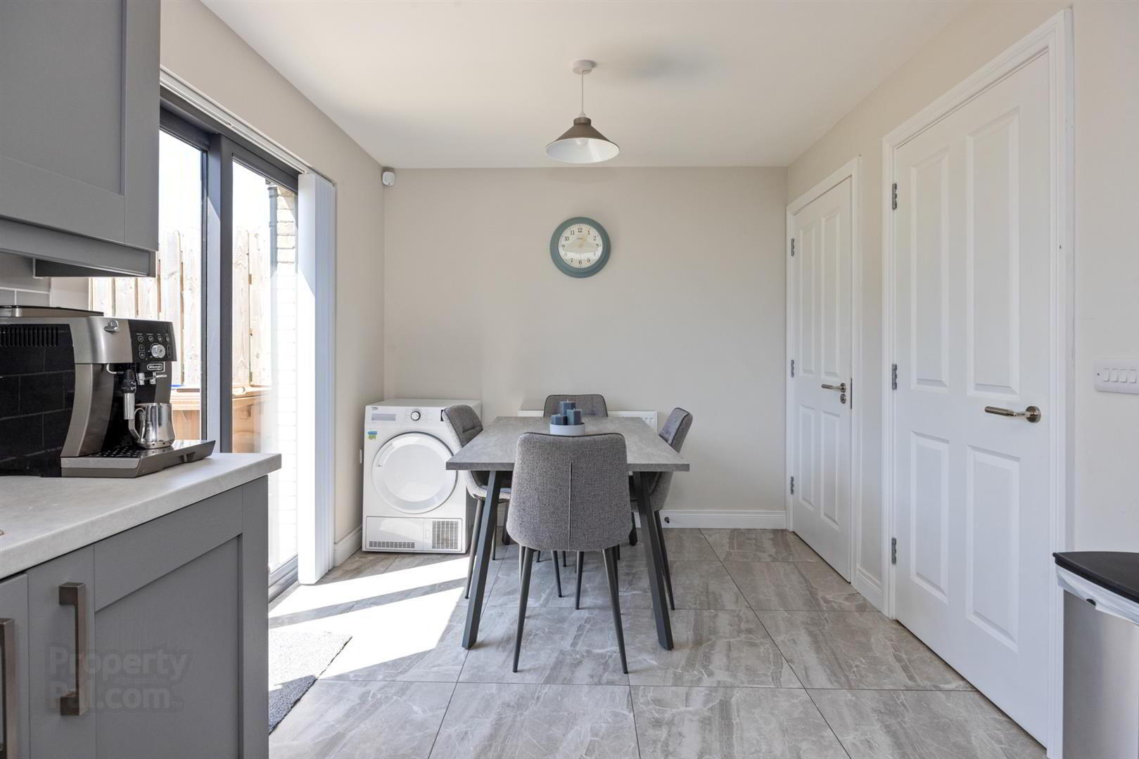17 Little Enler Lane 6 of 24