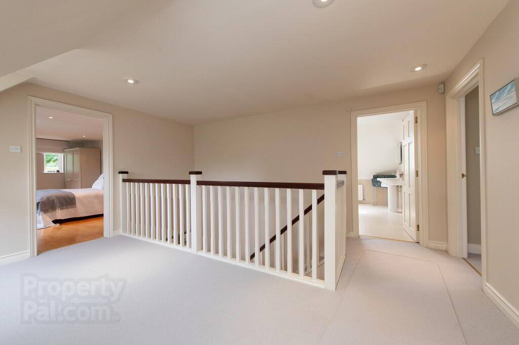 "Brambles", 12b Lenamore Avenue 18 of 37